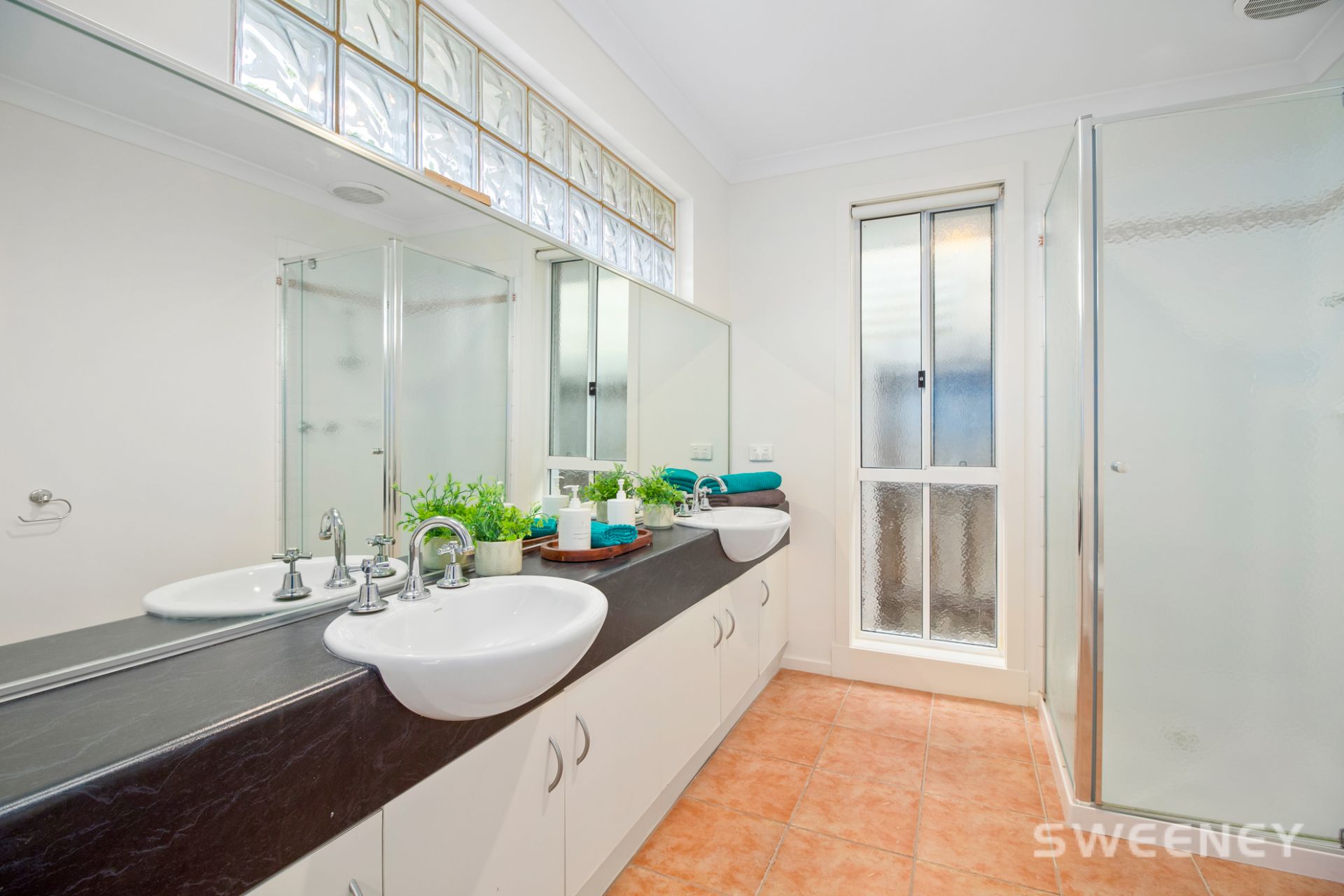 10 Canny Court, Altona Meadows - Thumbnail 8