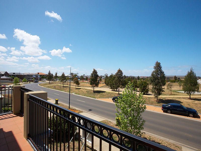 32 Lennon Boulevard, Point Cook - Thumbnail 3