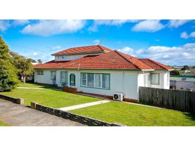 5
 
 
 
  
 
 
 2
 
 
 
  
 
 
 5
 
 
 
 
 
 
 
 44 Don Road, DEVONPORT TAS 7310, Devonport - Thumbnail 3