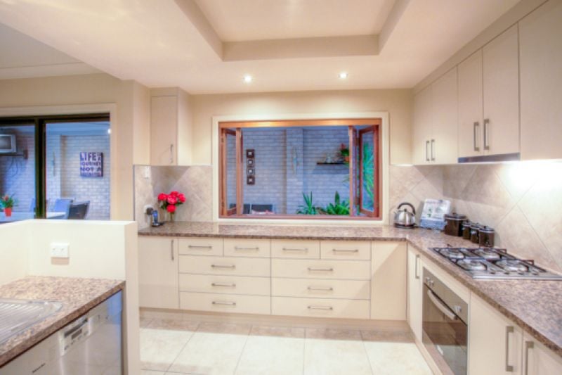 10 Chamberlain Court Albury NSW, Albury - Thumbnail 3