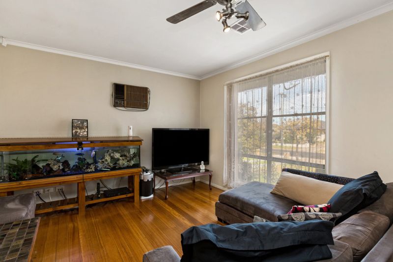 45 Cropley Crescent, Laverton - Thumbnail 4