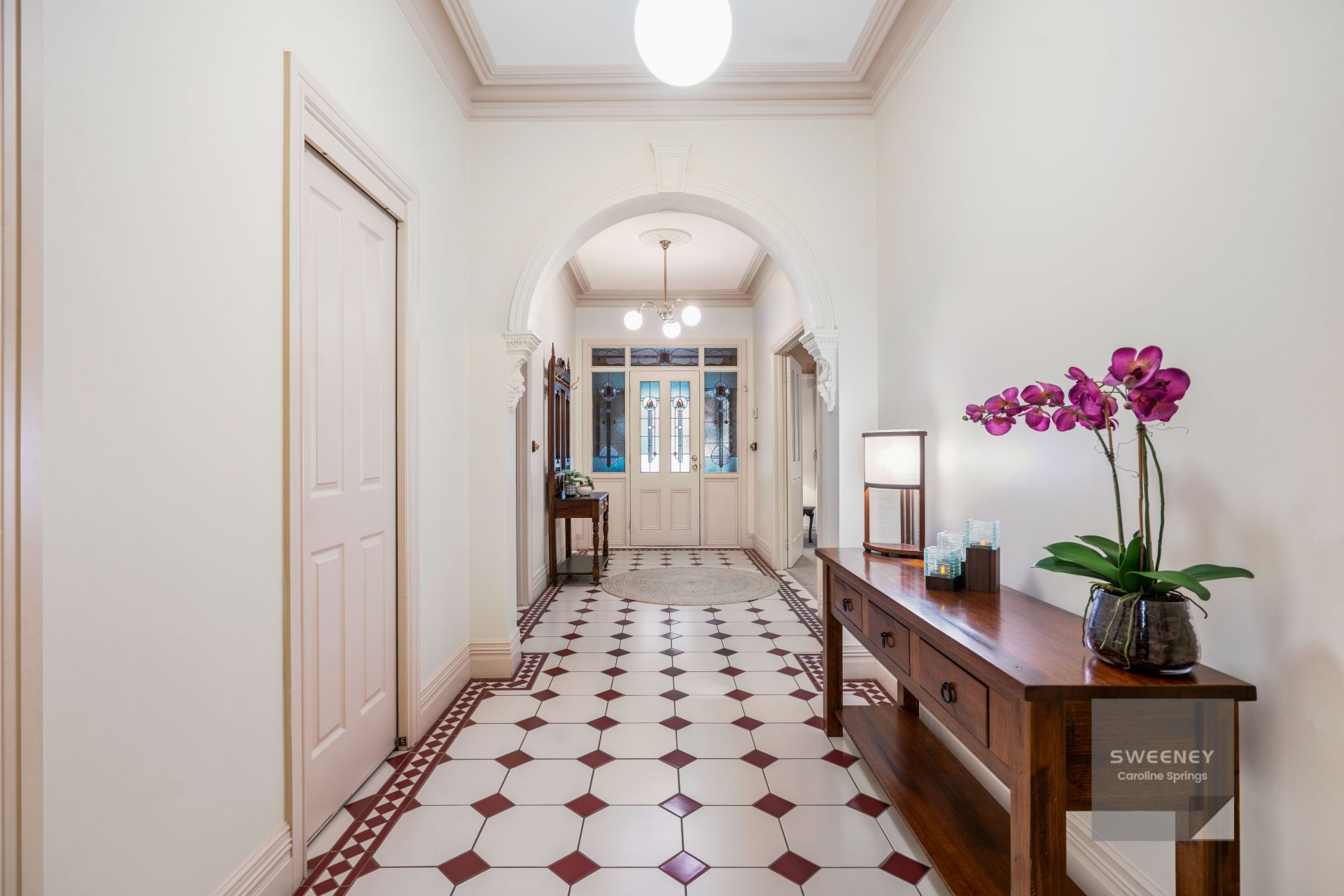 7 Bellevue Boulevard, Hillside - Thumbnail 3