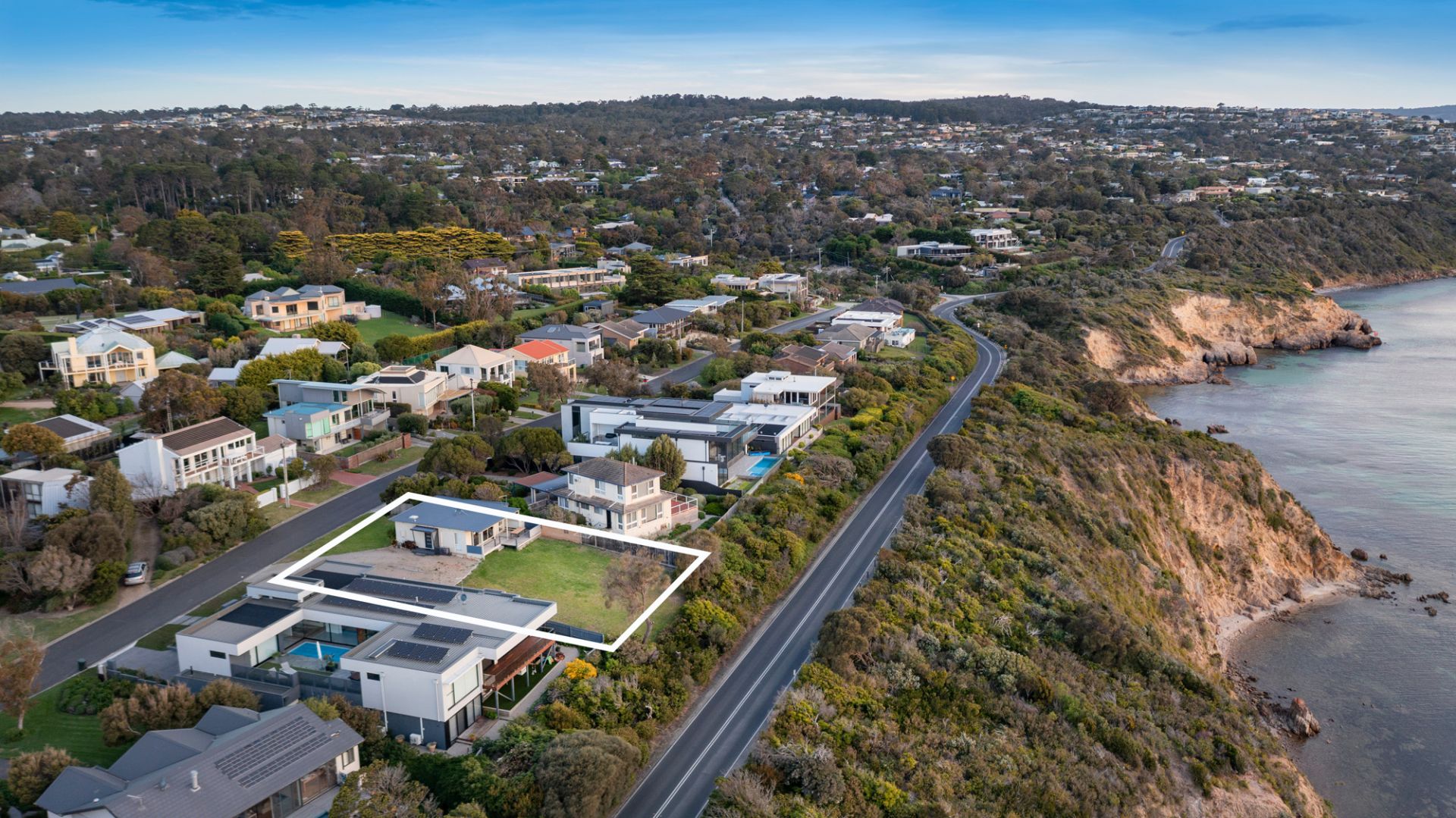 21 Two Bays Crescent, Mount Martha - Thumbnail 4