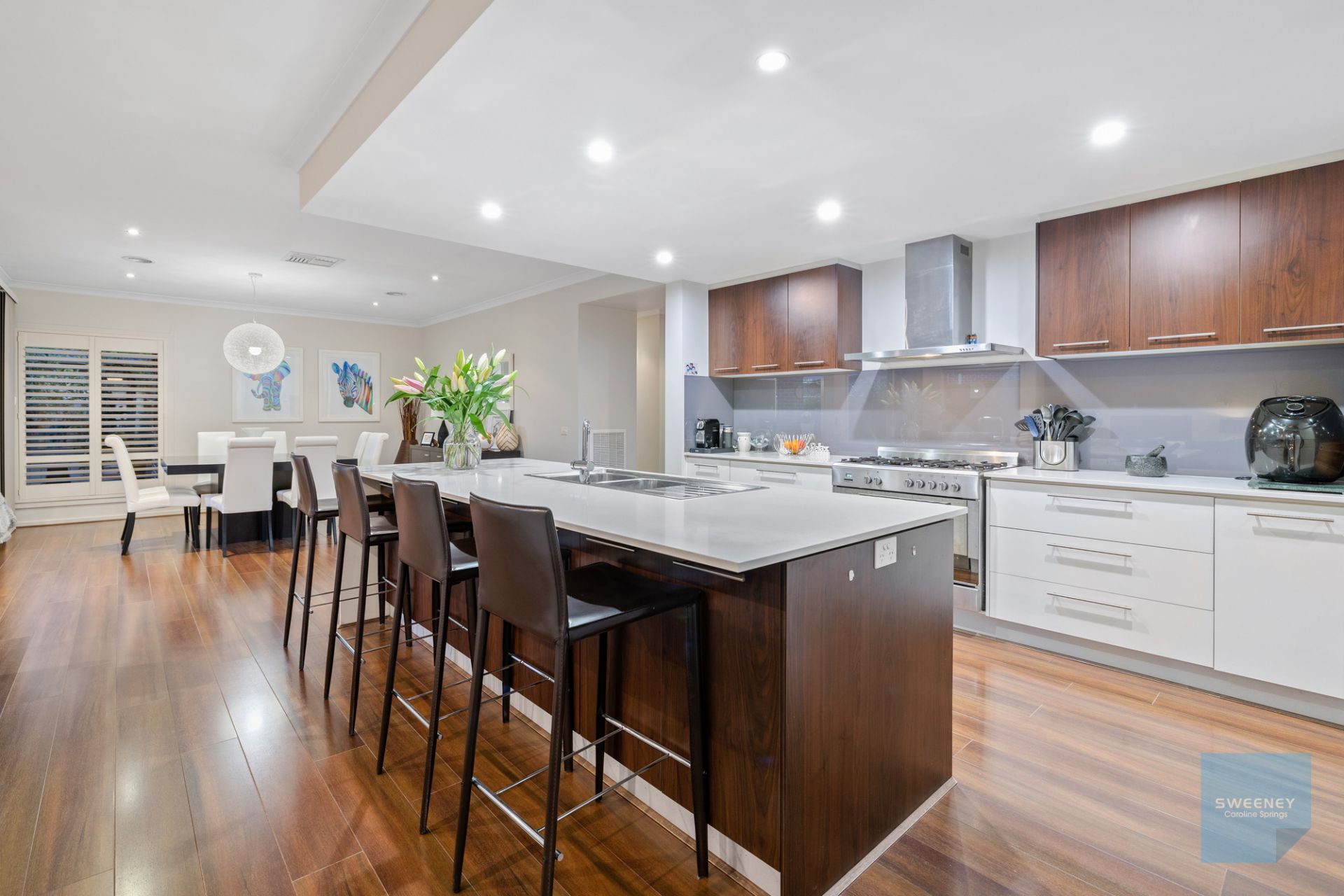 61 Lawson Way, Caroline Springs - Thumbnail 4
