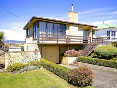 56 Thomas Street, EAST DEVONPORT, East Devonport - Thumbnail 3