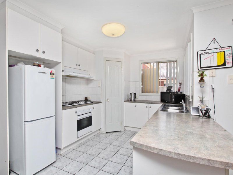 11 Maple Court, Taylors Hill - Thumbnail 3