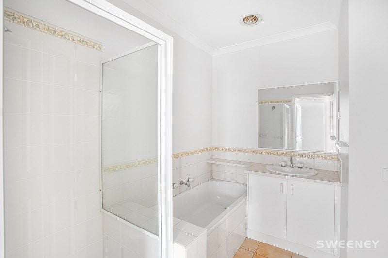 16C Stapley Crescent, Altona North - Thumbnail 5