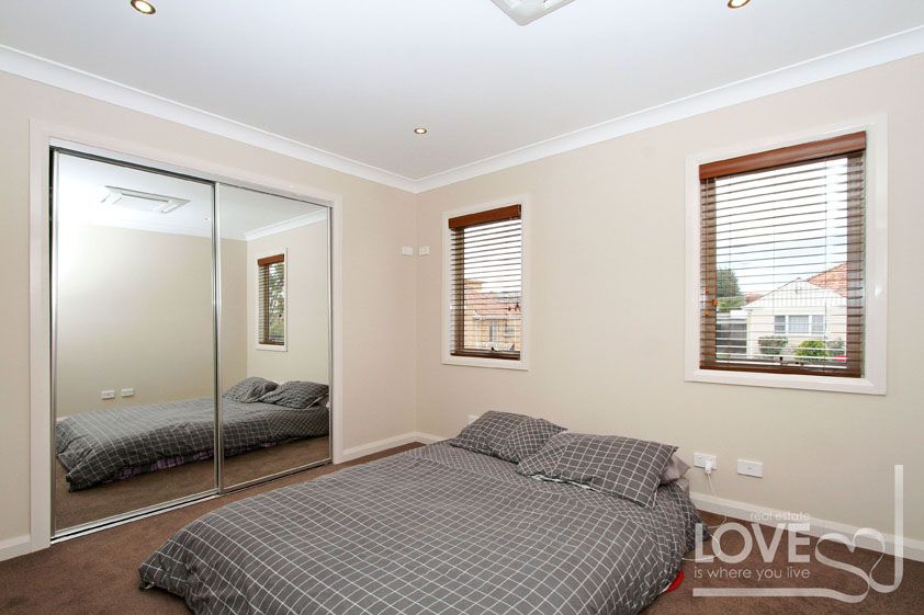 COBURG HILL ON YOUR DOOR STEP