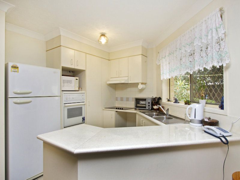 2-22 Binya Avenue KIRRA QLD, Kirra - Thumbnail 3