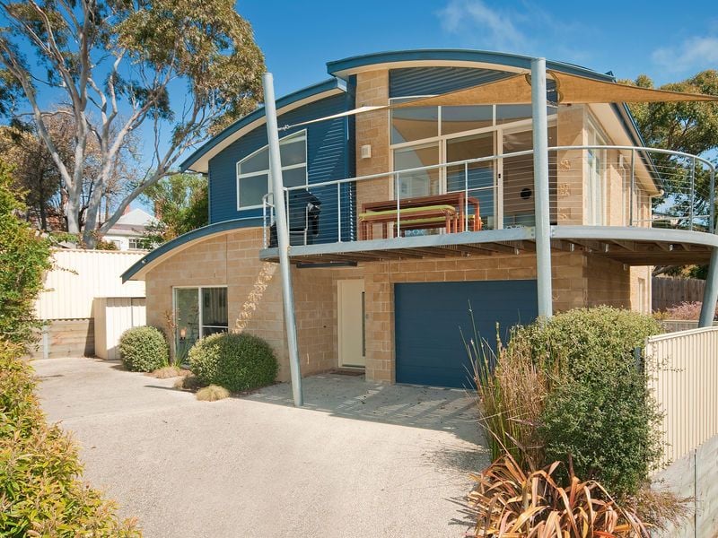 1/43 Nelson Street, Apollo Bay - Thumbnail 2