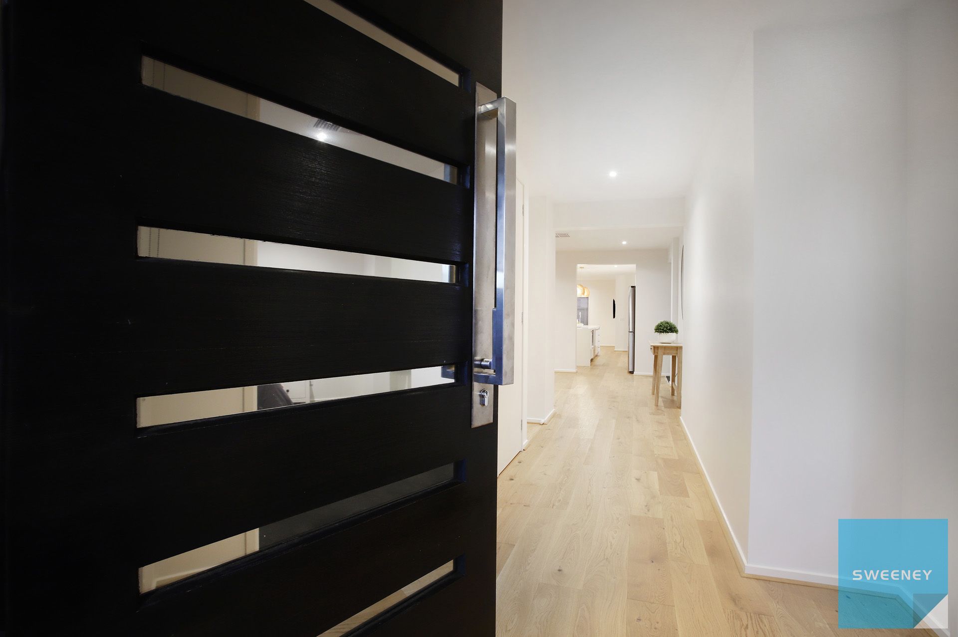 31 Somerset Road, Thornhill Park - Thumbnail 4