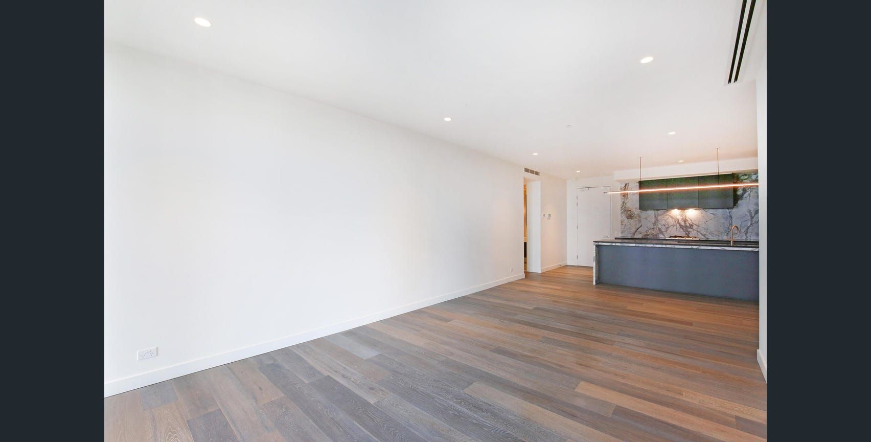 2106/433 Collins Street Melbourne VIC, Melbourne - Thumbnail 7