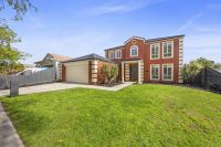 7 Strathaird Drive, Narre Warren South VIC, Narre Warren South - Image 1