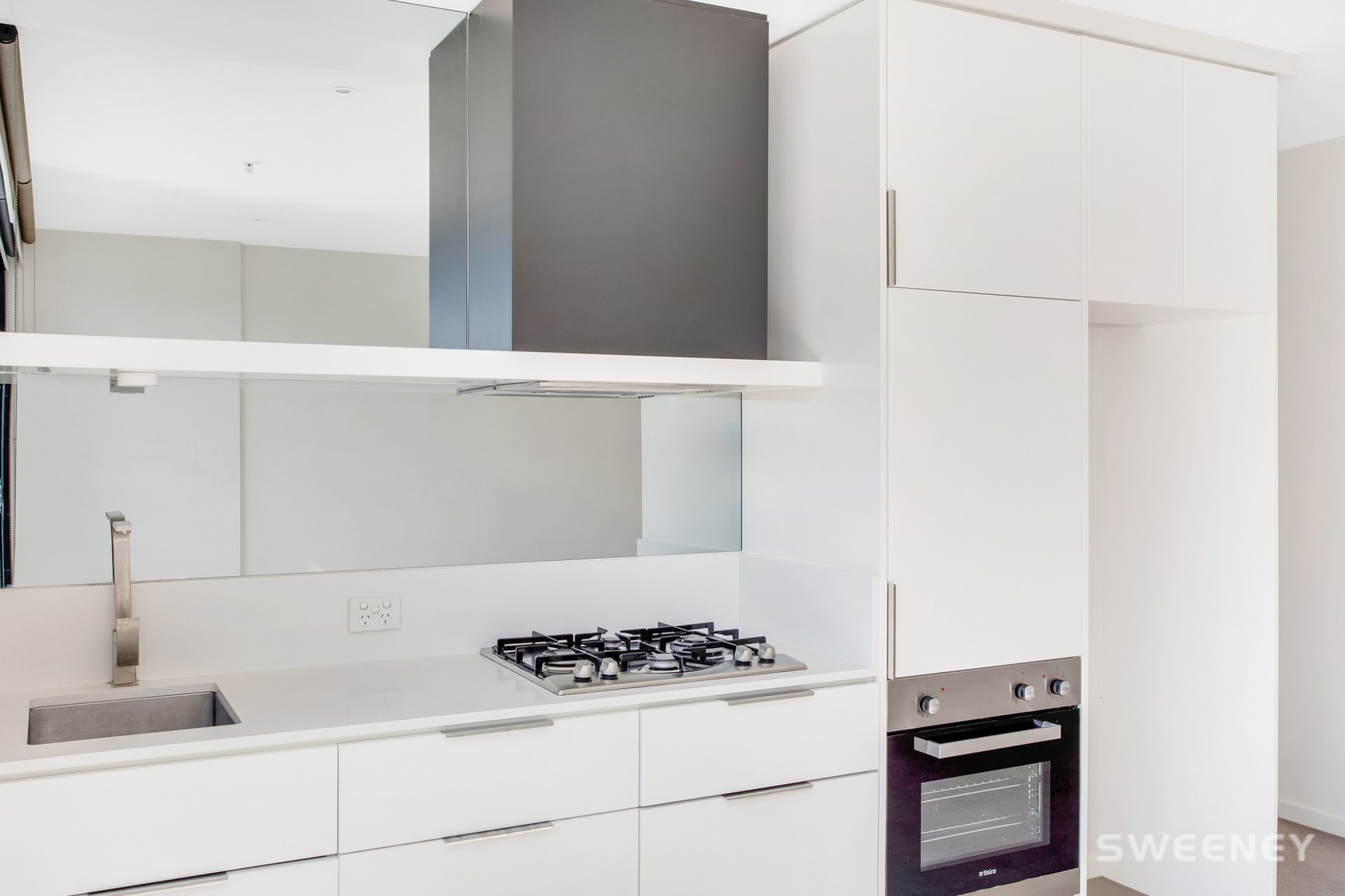 204 /112-114 Pier Street, Altona - Thumbnail 6