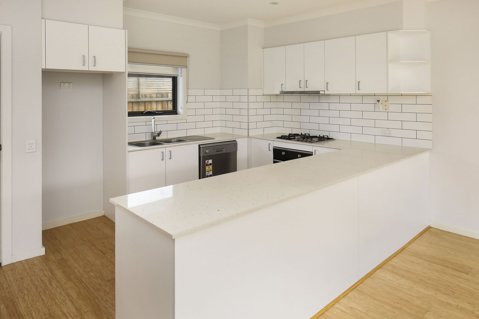 STYLISH & MODERN