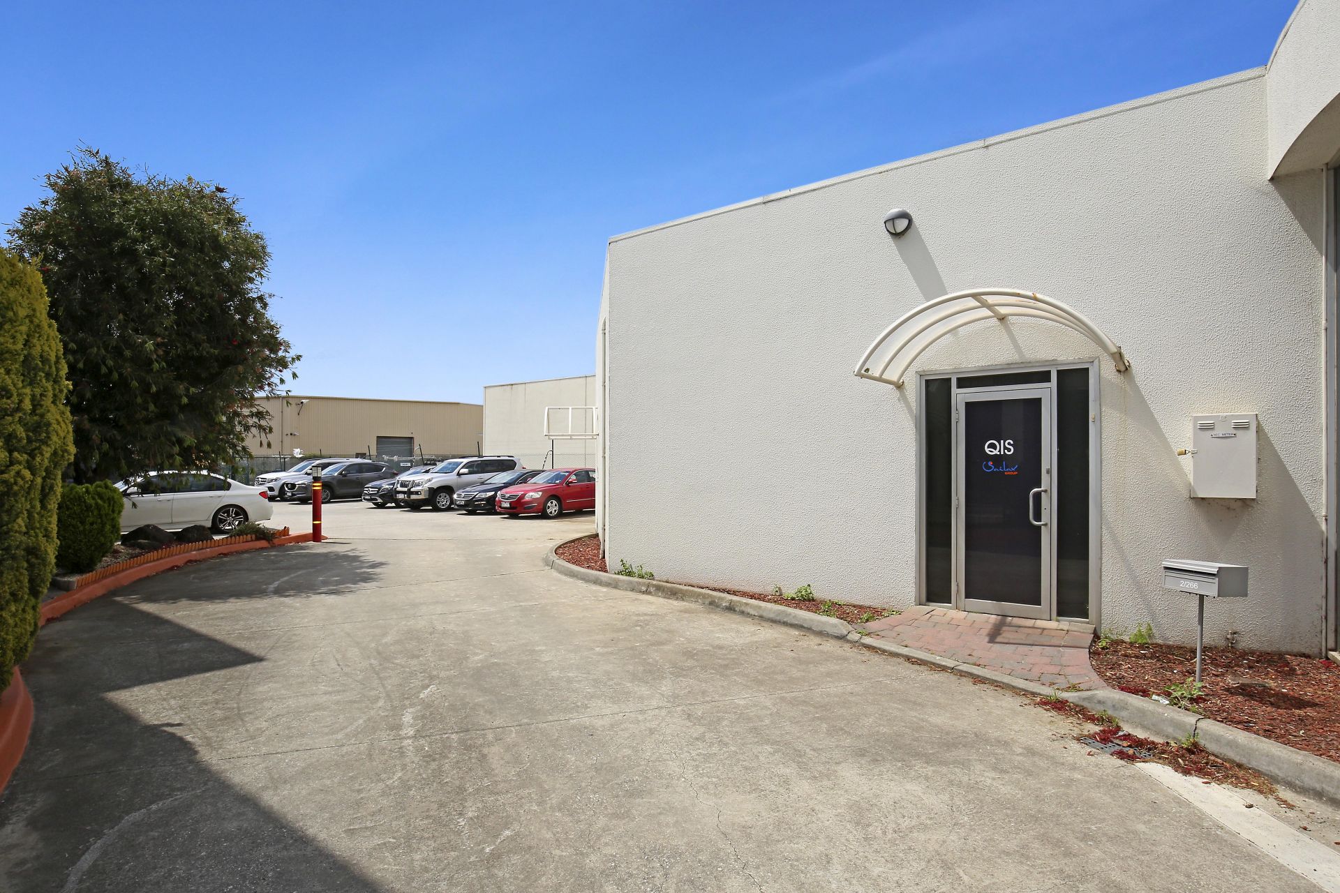 AFFORDABLE SECURE OFFICE SPACE