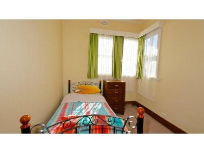 3
 
 
 
  
 
 
 1
 
 
 
 
 
 
 
 
 70A Nicholls Street, DEVONPORT TAS 7310, Devonport - Thumbnail 8