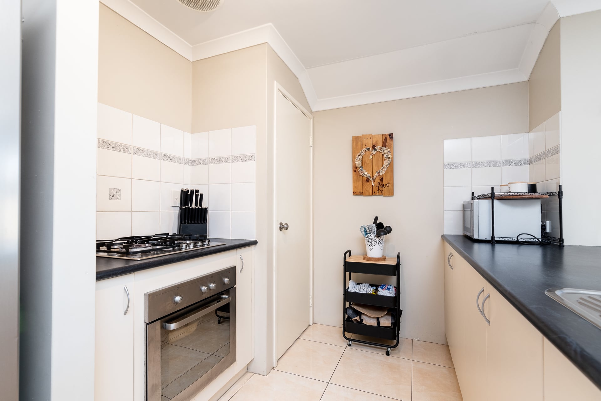 4 Nalgan Court CARRAMAR WA, Carramar - Thumbnail 8