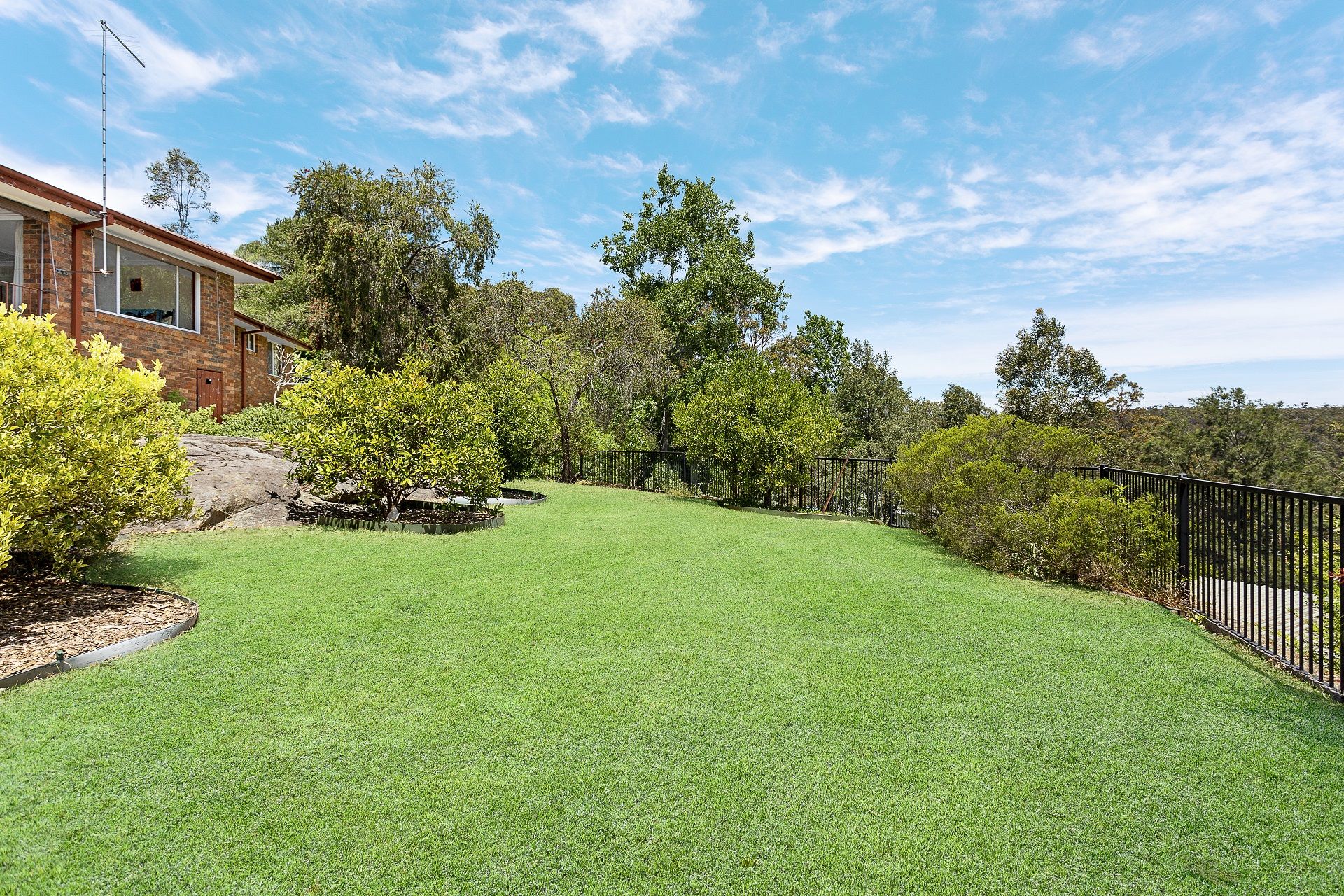 18 Calderwood Road Galston NSW, Galston - Thumbnail 7