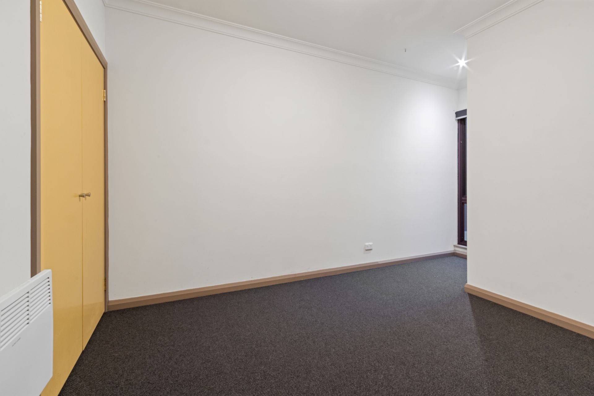 Generous two bedroom apartment!