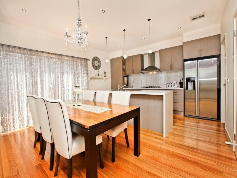 44 Warner Way, Caroline Springs - Thumbnail 3