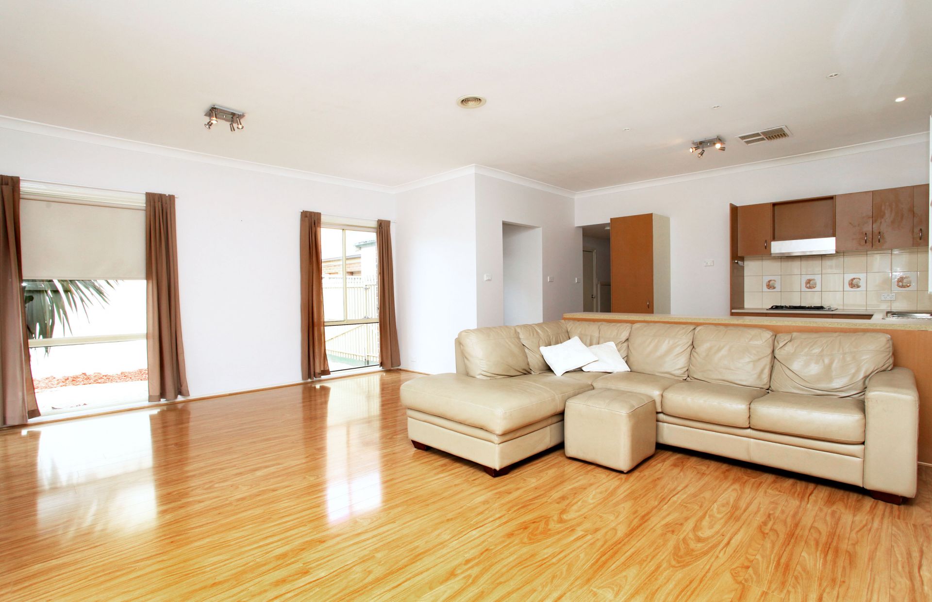 4 Jones Place, Caroline Springs - Thumbnail 4