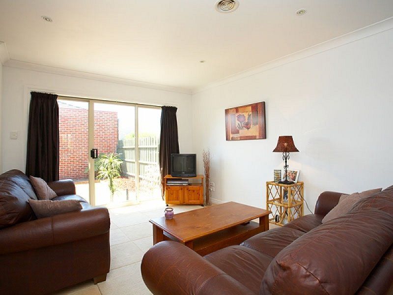 2/41 May Avenue, ALTONA MEADOWS, Altona Meadows - Thumbnail 3