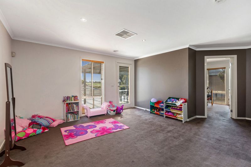 8 Lakeside Drive, Point Cook - Thumbnail 8