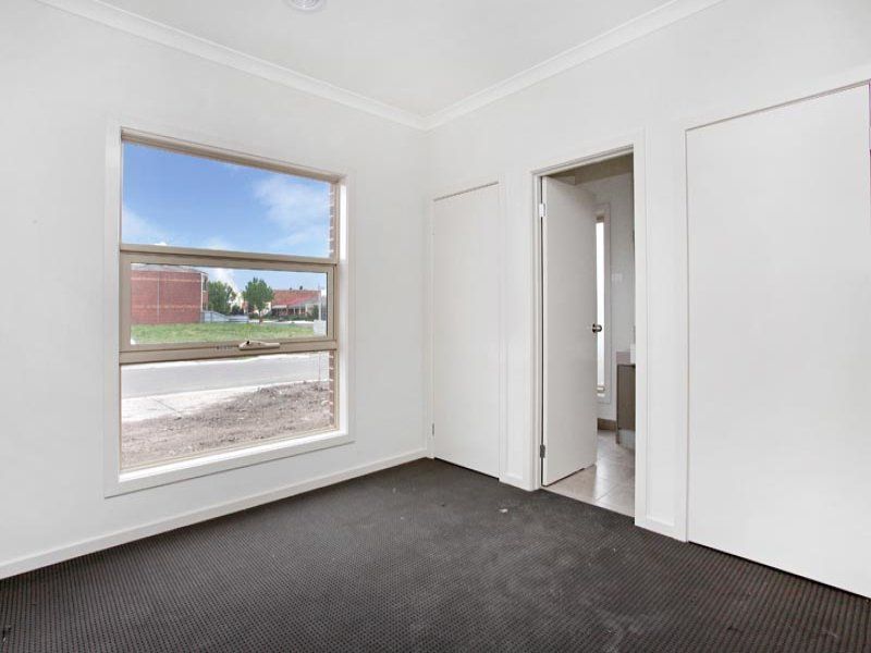 118 Catherine Drive, Hillside - Thumbnail 6