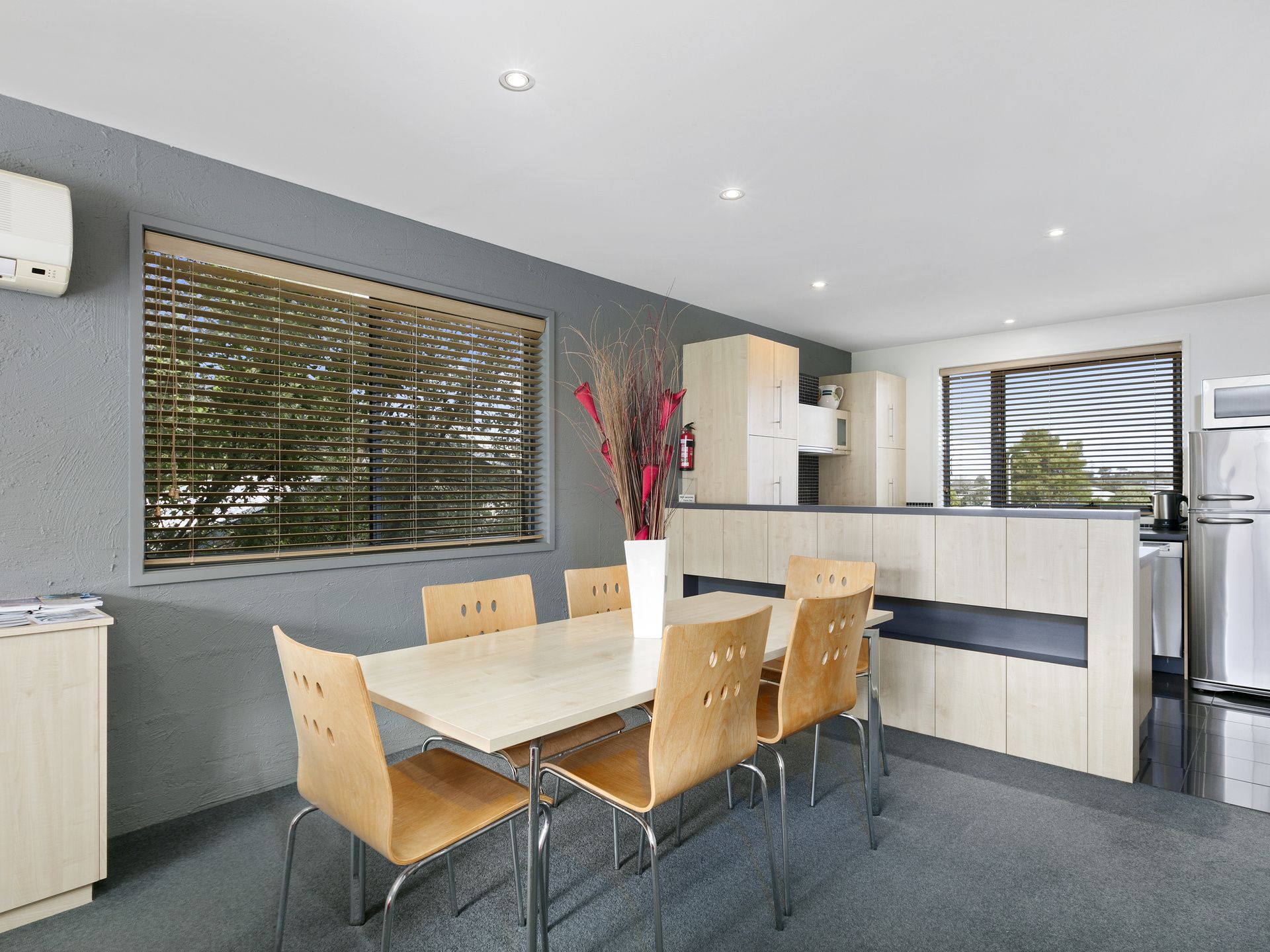 2/10 Banksia Court, Apollo Bay - Thumbnail 5
