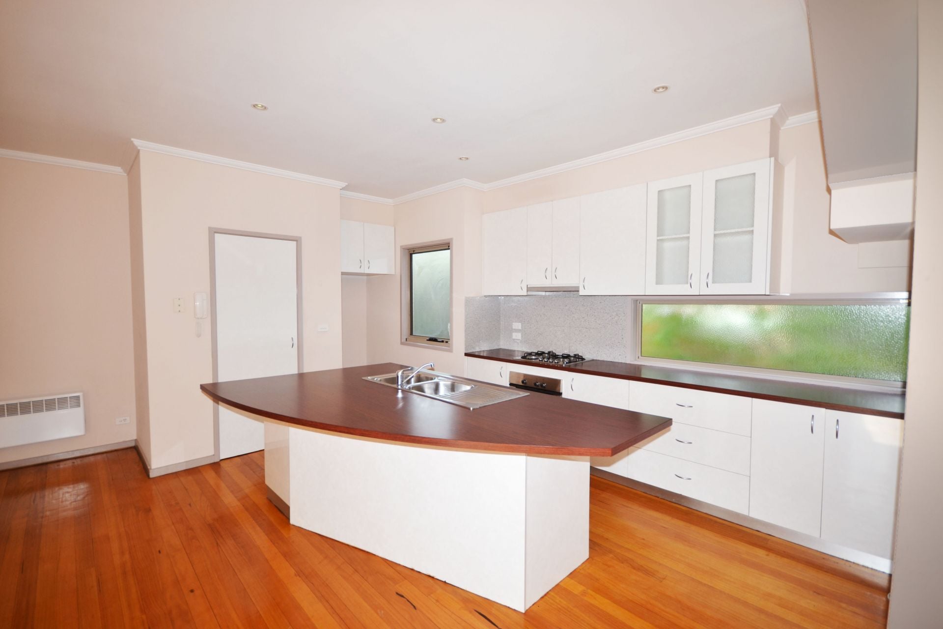 THREE BEDROOM THREE FLOORS