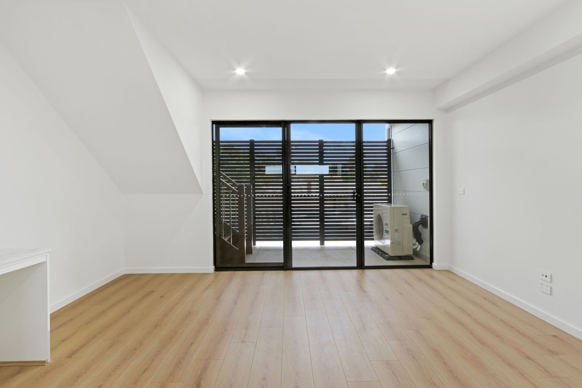 Brand New Luxury 2-Bedroom Apartment in Vibrant Northcote