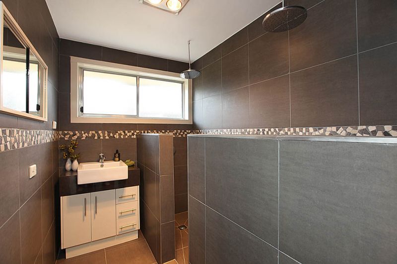 18 Fitzpatrick Drive, Altona Meadows - Thumbnail 3