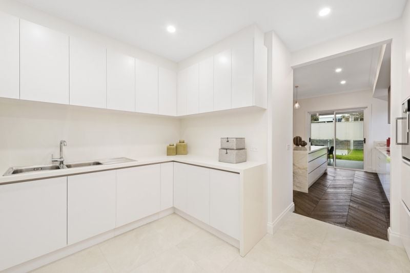 31 Loch Street, Kew - Thumbnail 6