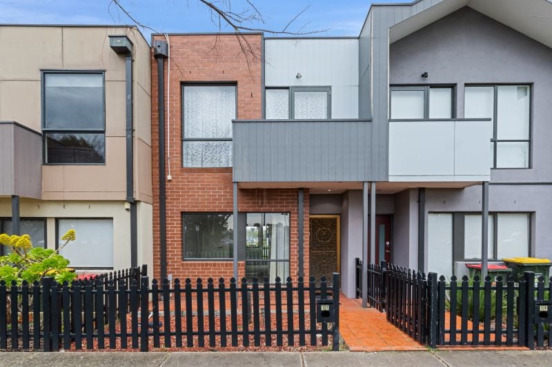 17 Huntington Drive, Craigieburn