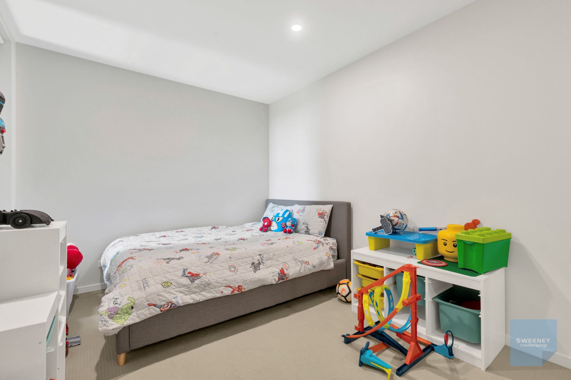 318/9 Commercial Road, Caroline Springs - Thumbnail 8
