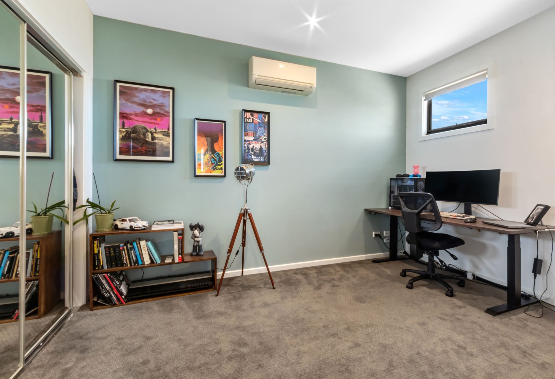 Executive Residence in Ideal Locale
