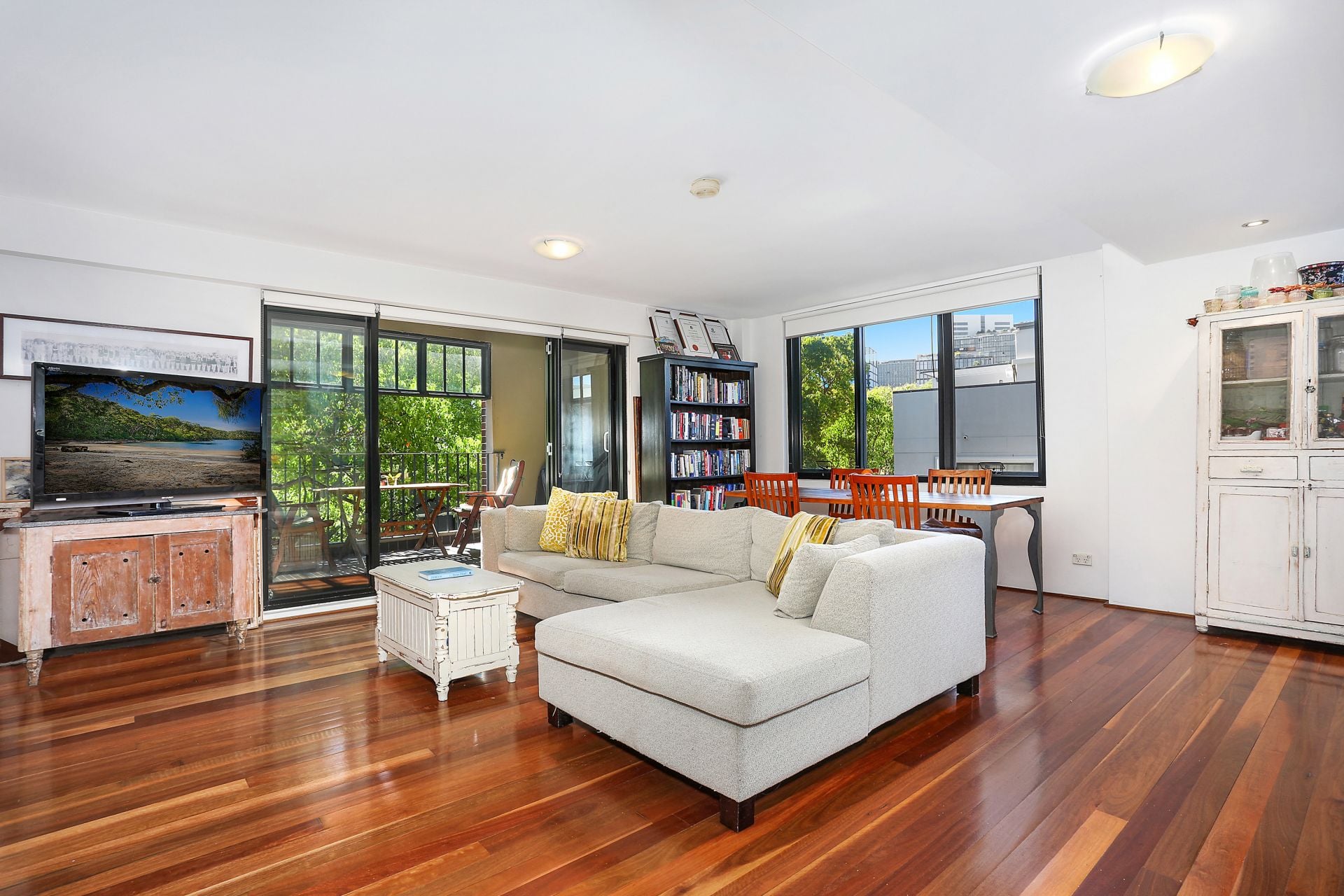 24/52-64 Shepherd Street, Chippendale, Chippendale - Thumbnail 2