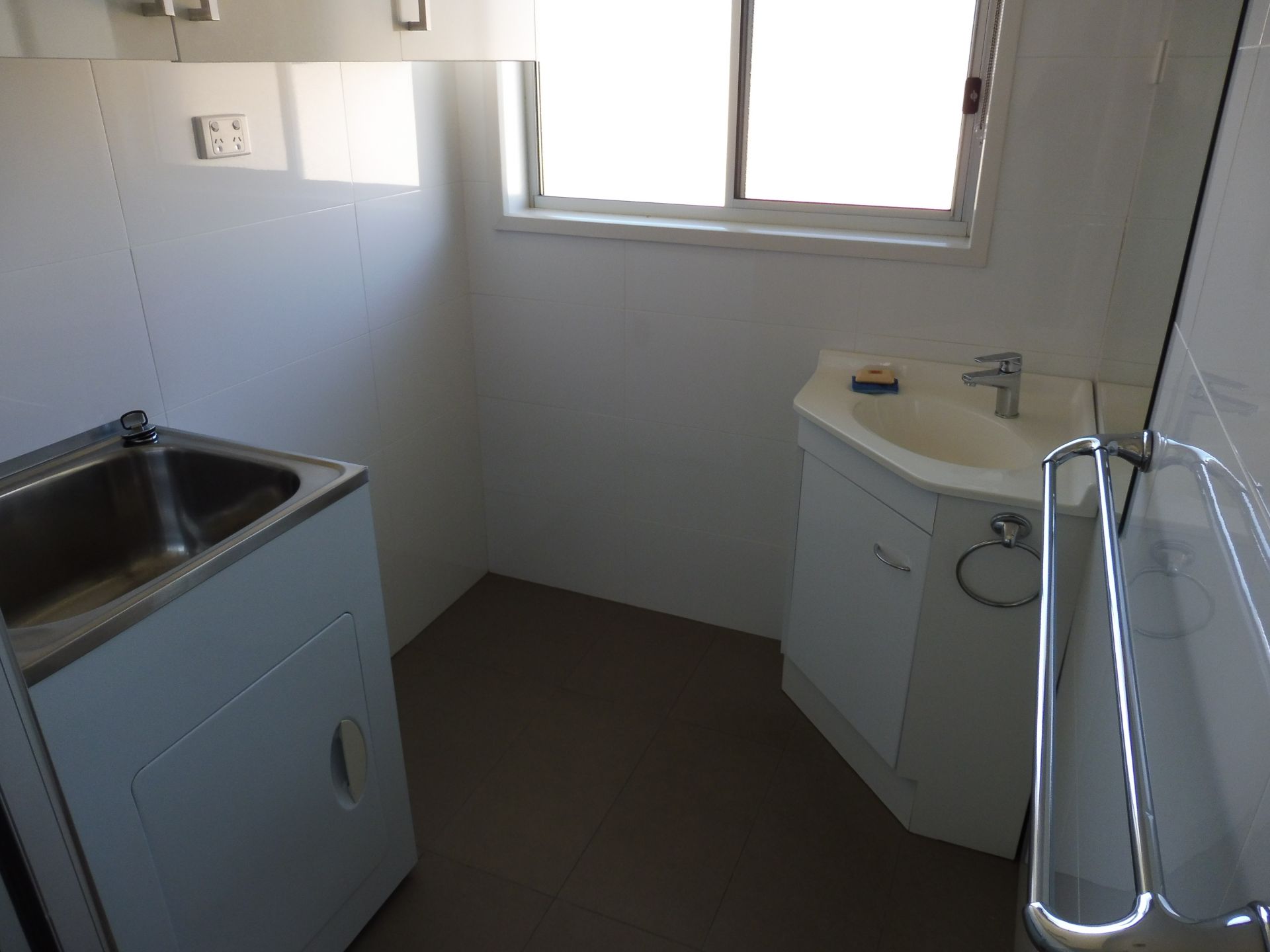FULLY RENOVATED UNIT
