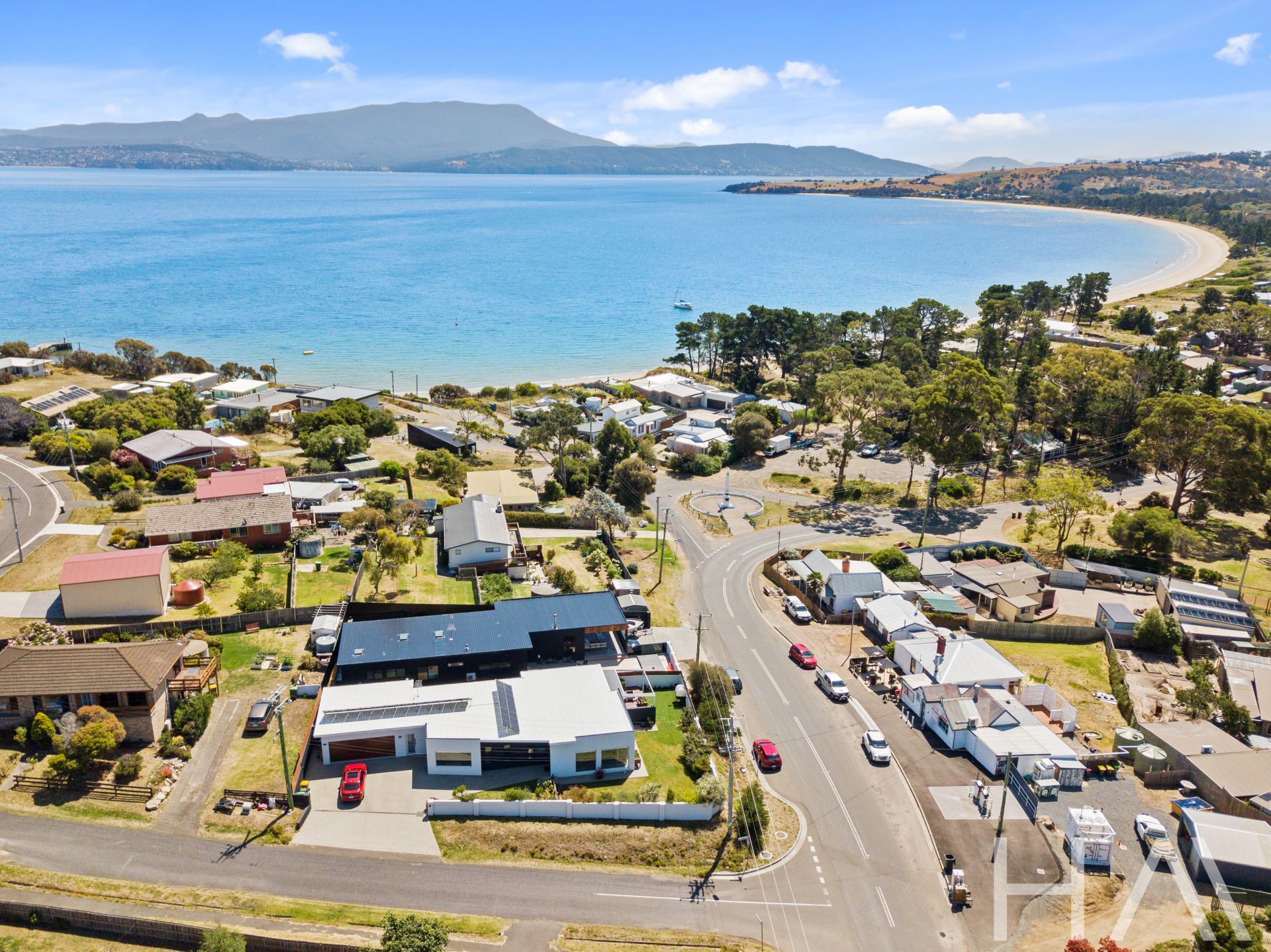 3130 South Arm Road South Arm, South Arm - Thumbnail 4