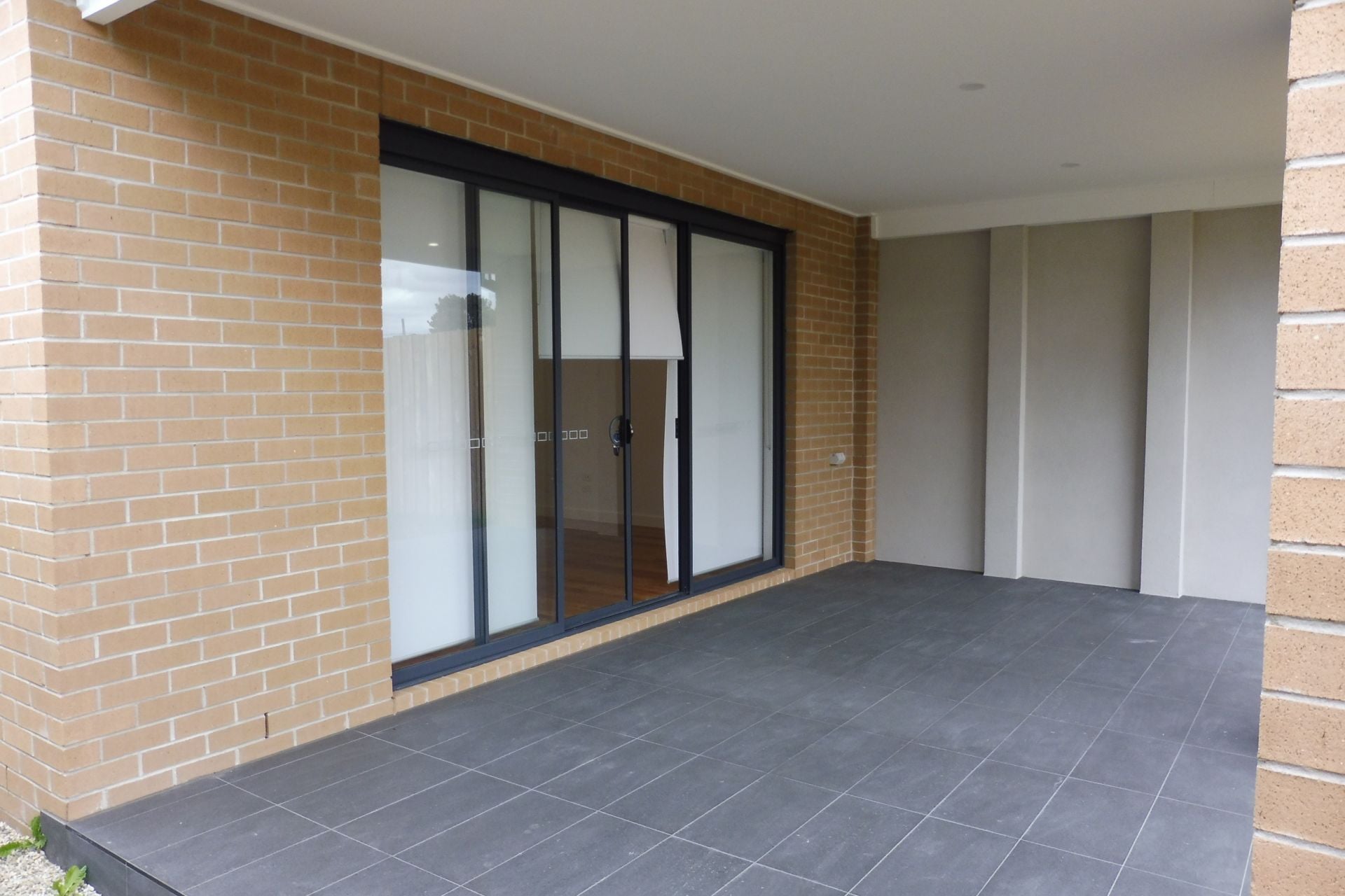 ARCHITECT DESIGNED DOUBLE STOREY TOWNHOUSE