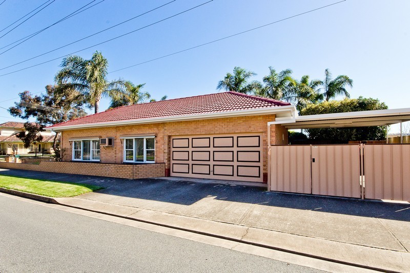 2 Nickels Avenue Park Holme 5043