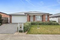 21 Coventry Drive, Warragul VIC