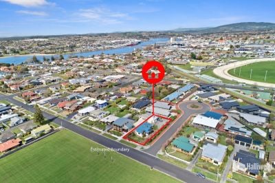 3
 
 
 
  
 
 
 1
 
 
 
  
 
 
 2
 
 
 
 
 
 
 
 35 George Street, Devonport TAS 7310, Devonport - Thumbnail 4
