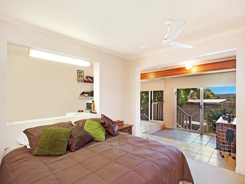 19 Sawtell Drive, CURRUMBIN WATERS, Currumbin Waters - Thumbnail 7