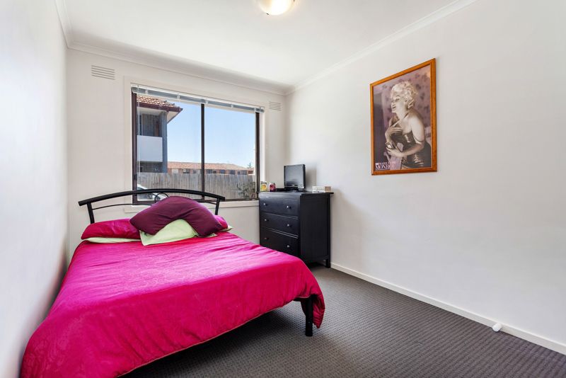 2/707 Barkly Street, West Footscray - Thumbnail 5