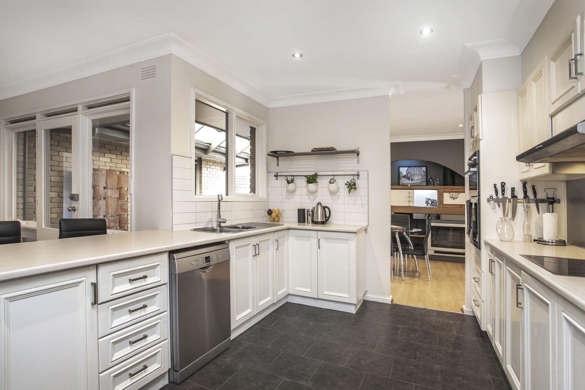 27 Doncaster Street, Ascot Vale - Thumbnail 8