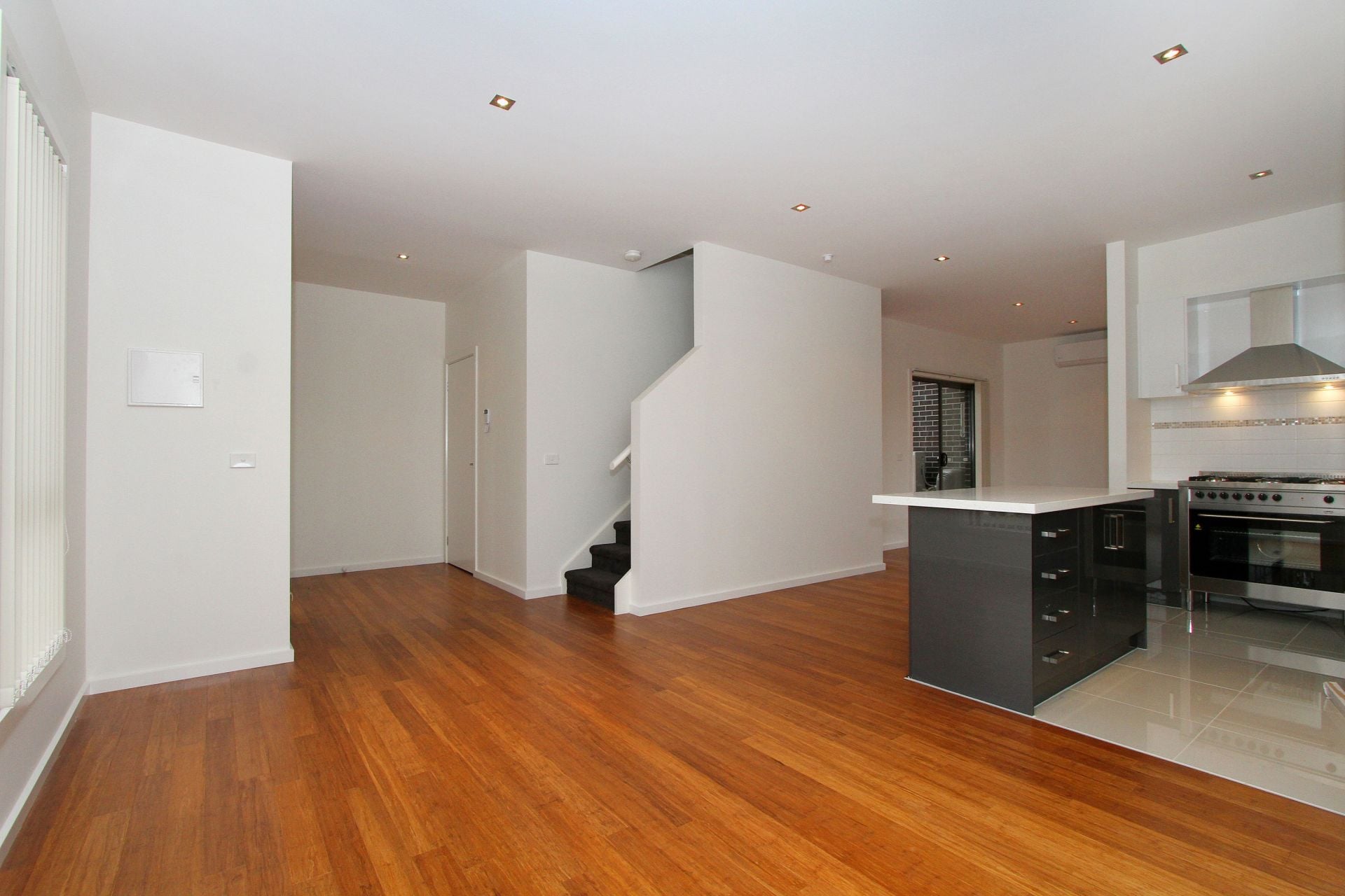 CHIC MODERN LIVING!
