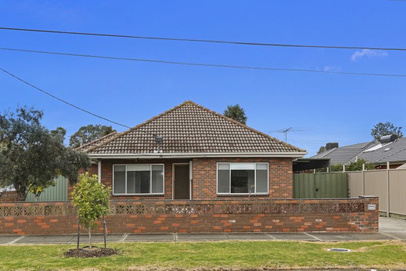 22 Sturdee Street, Reservoir