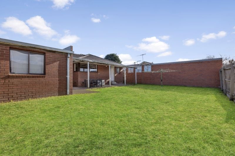 10 Pentland Drive, Epping